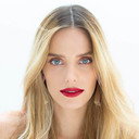 רותם סלע als Noa Hollander