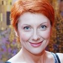 Oksana Stasjenko als женщина в комбинезоне