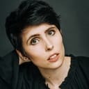 Ariel Hansen als Evelyn