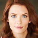 Lara Jean Chorostecki als Michelle Samuels