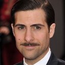 Jason Schwartzman als Milton