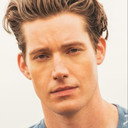 Kasey Esser als Lucian
