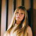 Sarah Durn als Riley