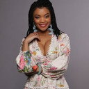 Claudia Jones als Hawker 2