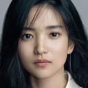 Kim Tae-ri als Moon-young