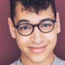 Sam Gonzalez als Sebastian