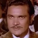 Ranvir Raj als Ticket Collector