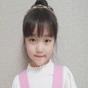 윤별하 als Patient Girl With Baloon