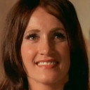 Gina Paluzzi als Mrs. Swyner / Wife