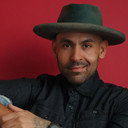 Blake Vaz als Gas Station Attendant