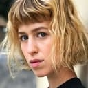 Chloe Berman als Katie Boyle