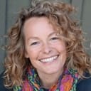 Kate Humble als Self - Presenter