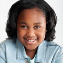 Alayna Burgess als Young Girl's Friend