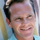 Dick Sargent als Ensign Stovall