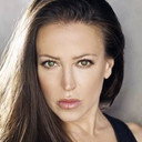 Leslie Bega als White House Staffer Laura (as Leslie Rae Bega)