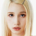 휴닝바히에 als Self - Contestant