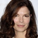 Jeanne Tripplehorn als Dr. Beth Garner