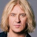 Joe Elliott als Self - Def Leppard