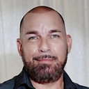 Jose Luis Muñoz als Pastor