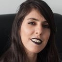 Larissa Anzoategui als Reader