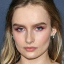 Olivia DeJonge als Rebecca Jamison