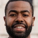 Zarrette Rogers als Eldridge