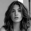 Sophie Nélisse als Aïcha
