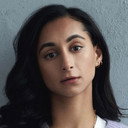 Ashna Rabheru als Sally