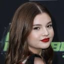 Sophie Pollono als Layne Reed