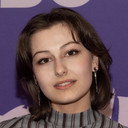 Julia Lalonde als Elizabeth Shoaf