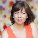 Anne Broussard als Maman d'Emmanuel