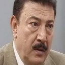 Ahmed Diab als Police officer