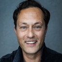 Felix Brunger als Richard Sifkitz