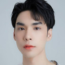 Nine Theepop Phanitprasert als M