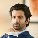 Barun Sobti als Arjun Anand