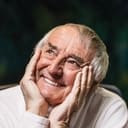 Brian Dewhurst als Old Man