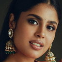 Faria Abdullah als Dancer in the Club