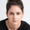 Sarah Laurendeau als Élizabeth