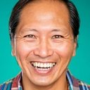 Anthony A. Kung als Colony Member (uncredited)