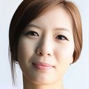 Ban Hee als (Uncredited)