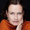 Sarah Boberg als Ung kvinde