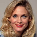 Liv Mjönes als Ulla