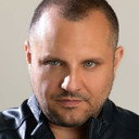 Danny Doherty als Officer Bouba