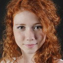 Ece Yüksel als Gulten