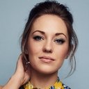 Laura Osnes als Megan Blake