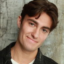 Nick Schultz als Austin