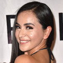 Mara Fimbres als Olivia