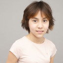 Emma Phu als Emma
