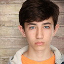 Caleb Malis als Sandy Levin
