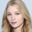 Lindsay Arnold als Lauren